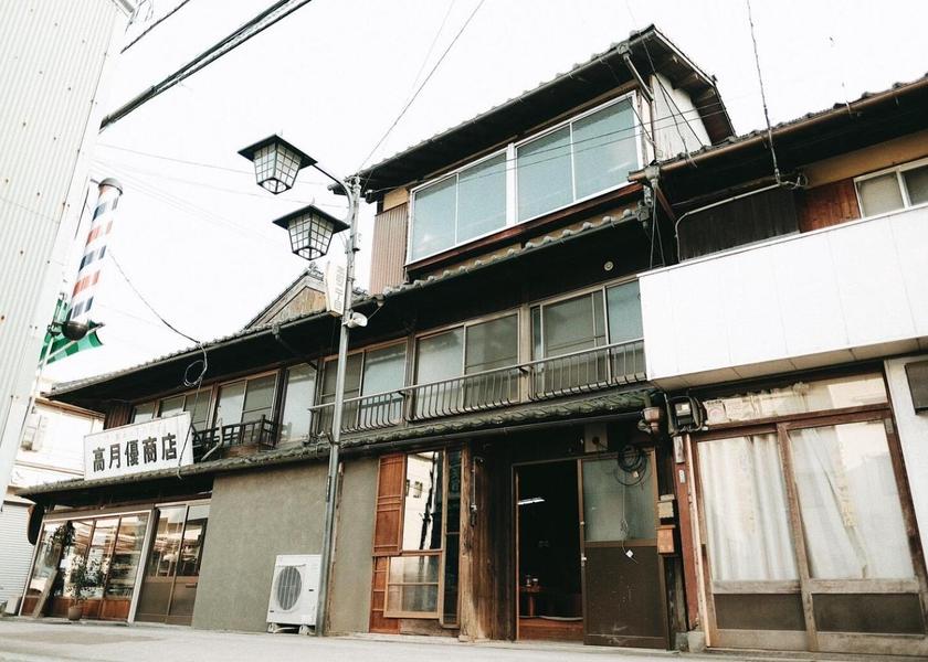 Ehime Ozu entrance