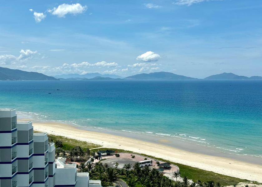 Khanh Hoa Province Cam Ranh beach