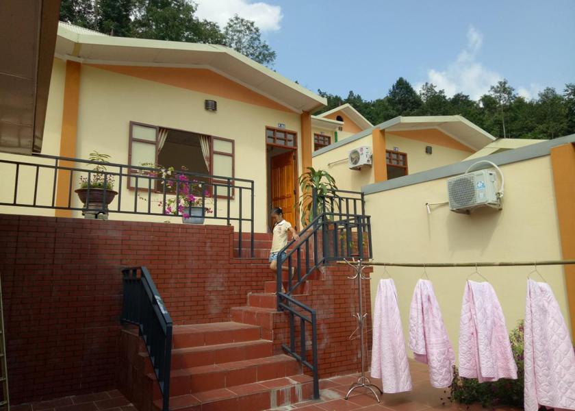 Bac Can Ba Be exterior view