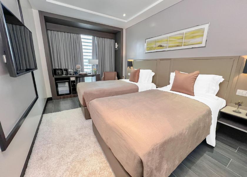  Pasay Runway Stay with 2 Beds