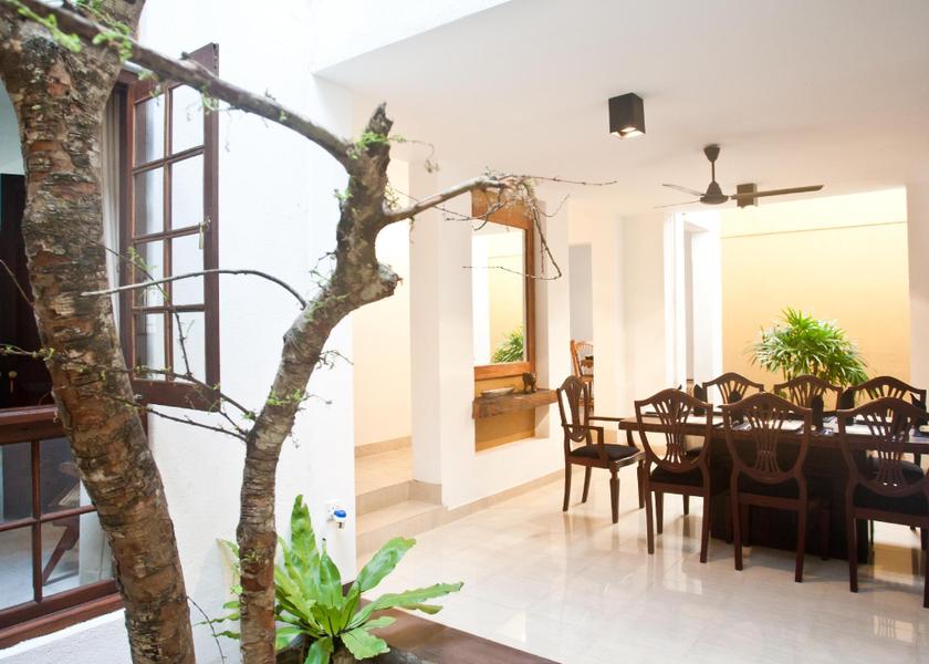 Western Province Mount Lavinia interior view