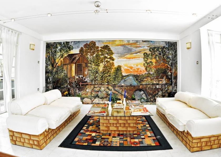 Central Province Kandy interior view