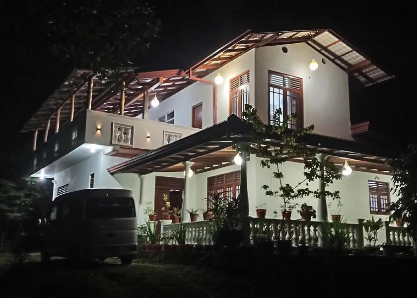 Sabaragamuwa Province Warakapola view