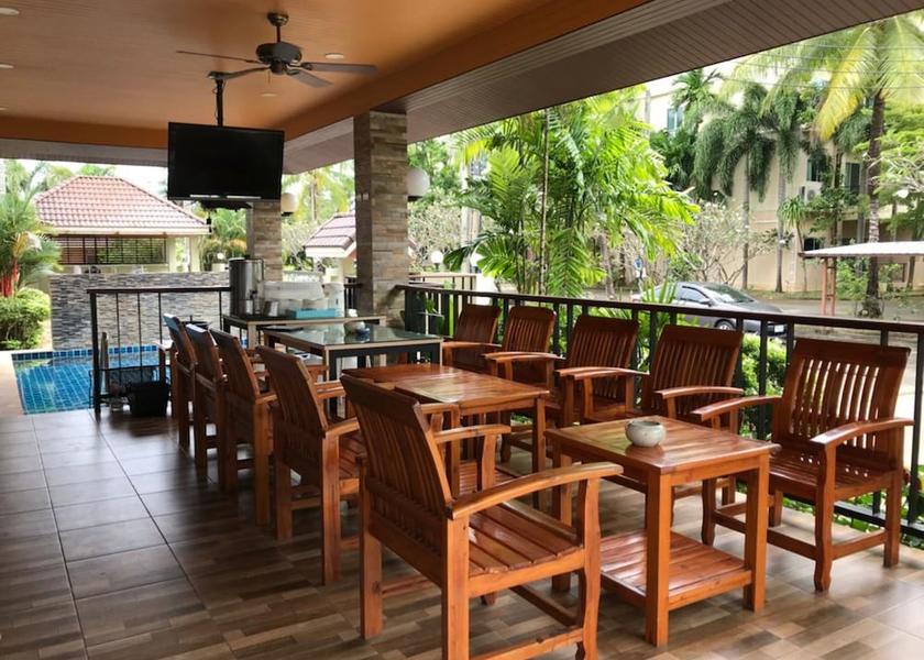 Phuket Province Wichit Outdoor dining