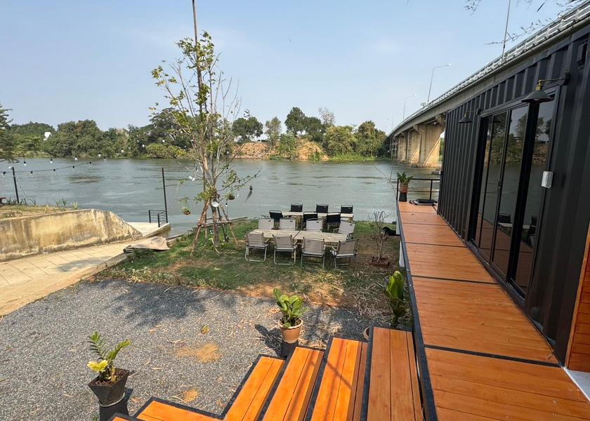 Kanchanaburi Province Tha Muang Food & Dining