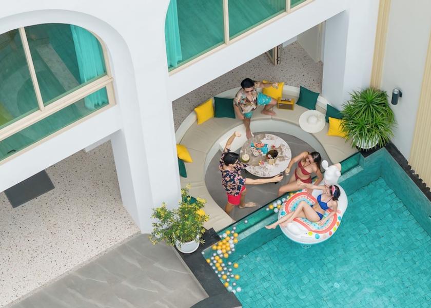Chonburi Province Koh Lan Pool