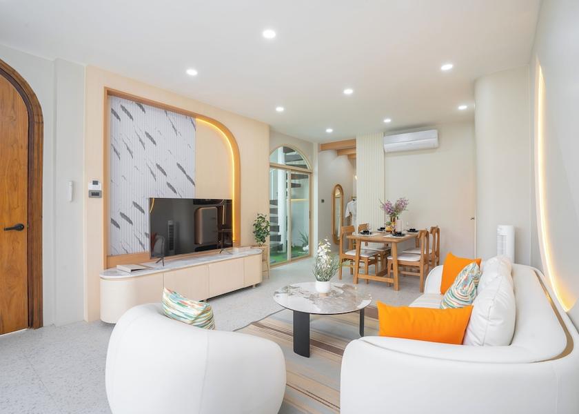 Chonburi Province Koh Lan Living area