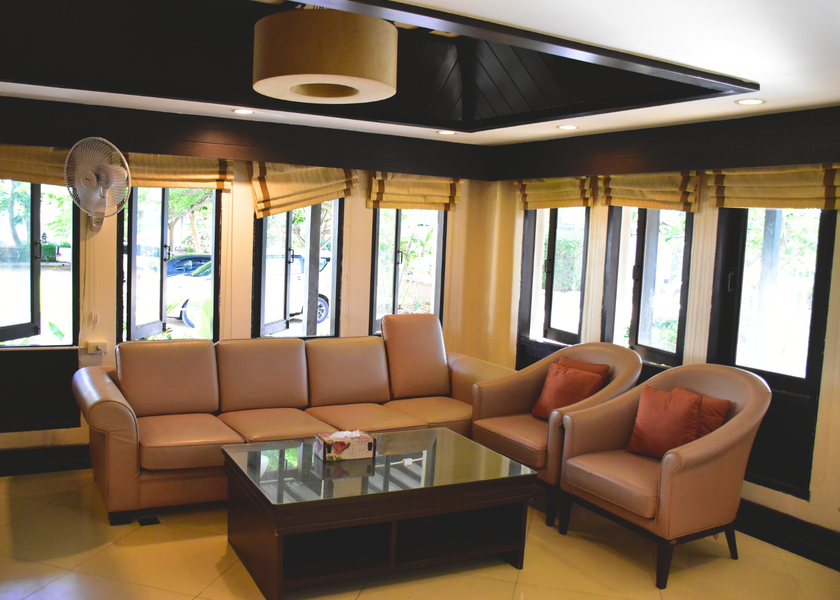 Phetchaburi Phetchaburi lobby