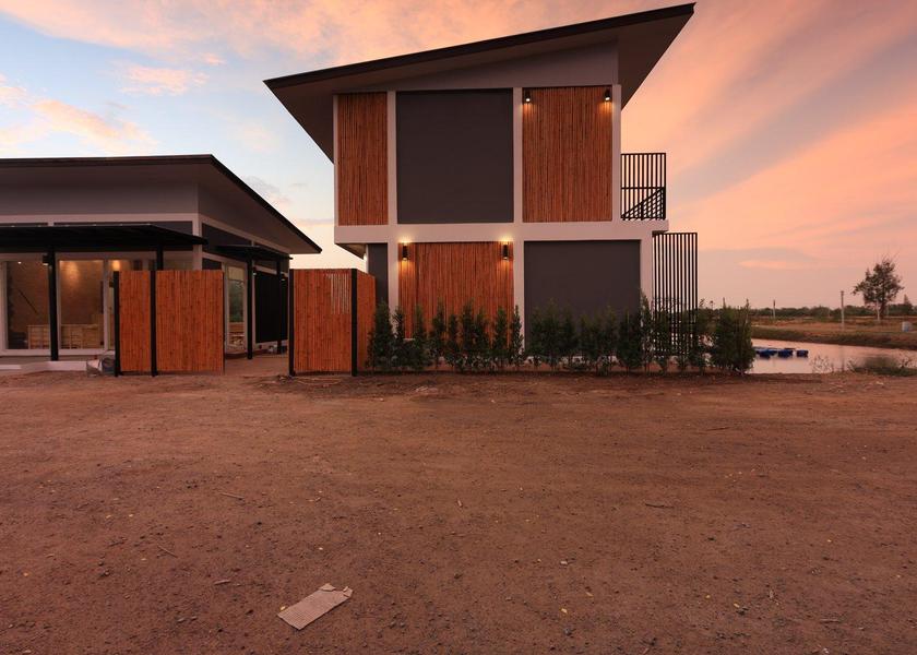 Phetchaburi Phetchaburi exterior view