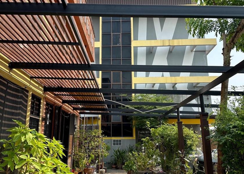 Prachin Buri Province Kabin Buri exterior view