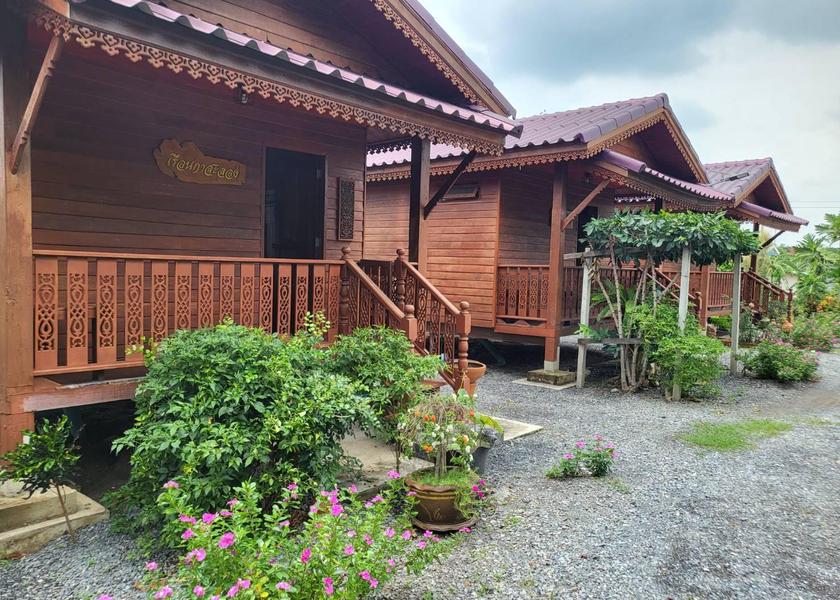 Bangkok Pathum Thani surrounding environment