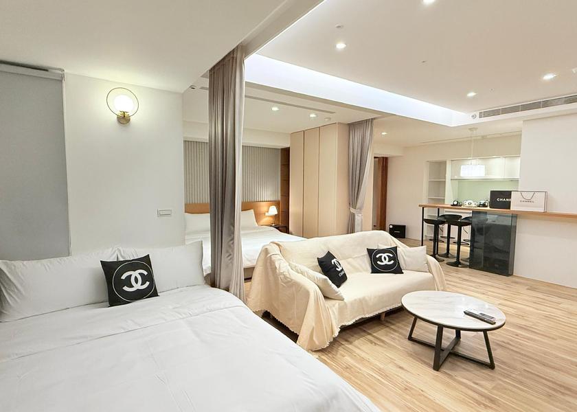 Yilan County Toucheng Deluxe Quadruple Room with Balcony