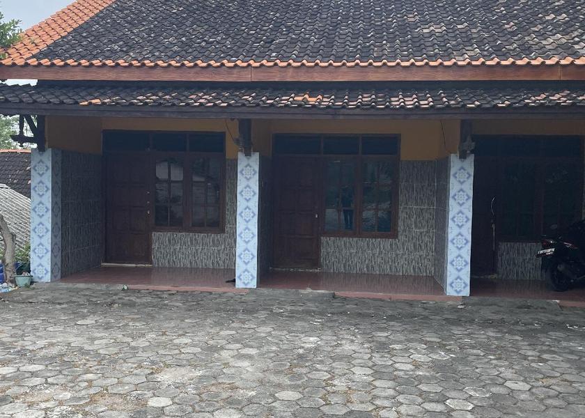 Special Region of Yogyakarta Parangtritis surrounding environment