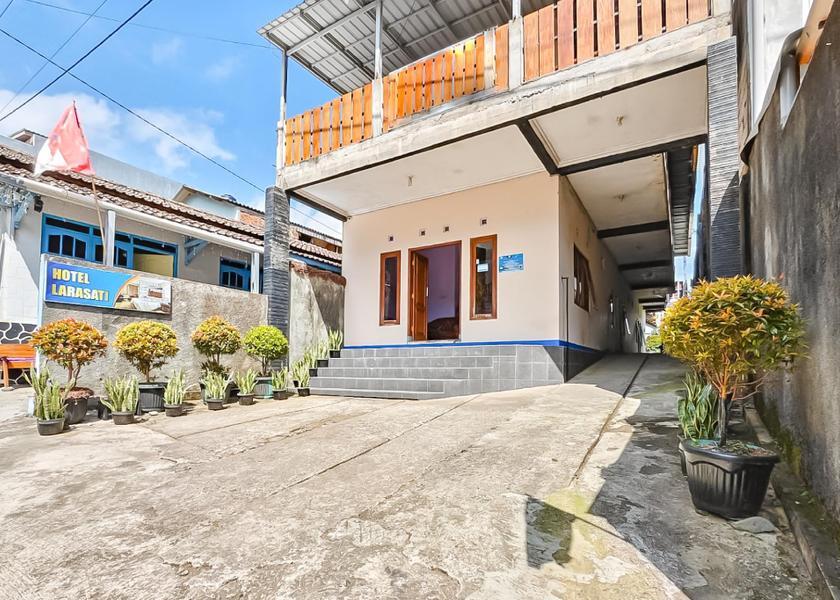 Central Java Getasan exterior view