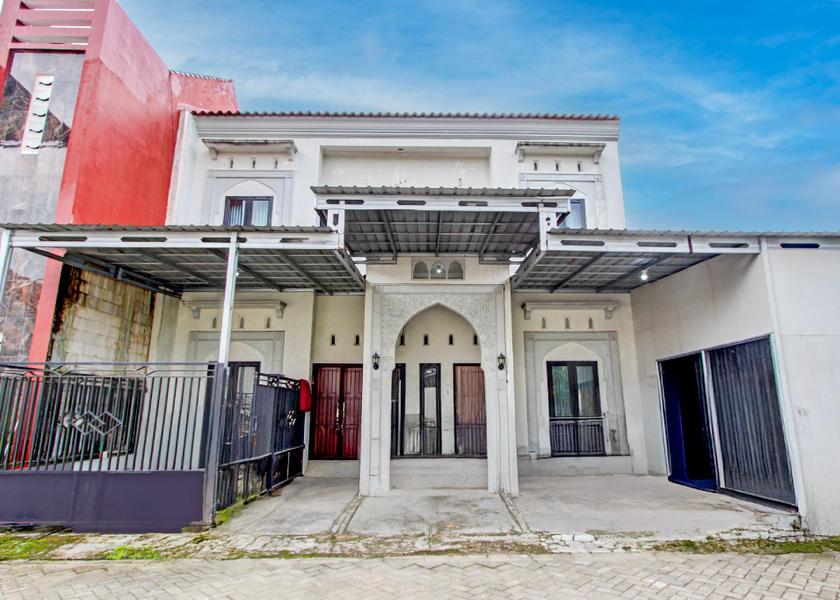 Central Java Purwokerto exterior view