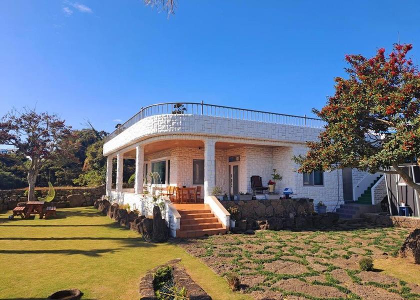 Jeju Seogwipo garden