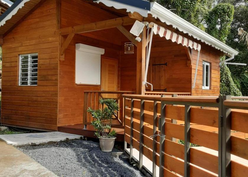  Pointe-Noire exterior view