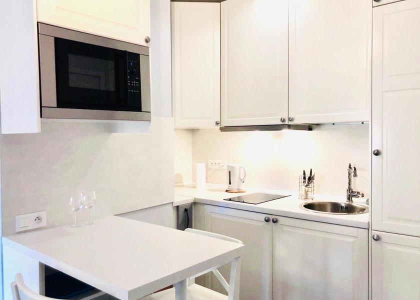 Provence-Alpes-Côte d'Azur Èze kitchen