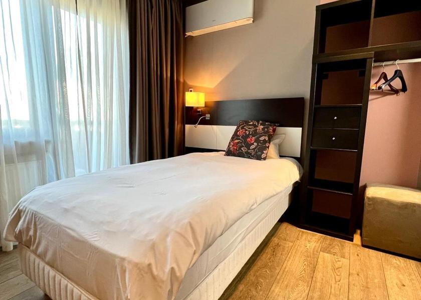 Canton Luxembourg Strassen Standard Single Room