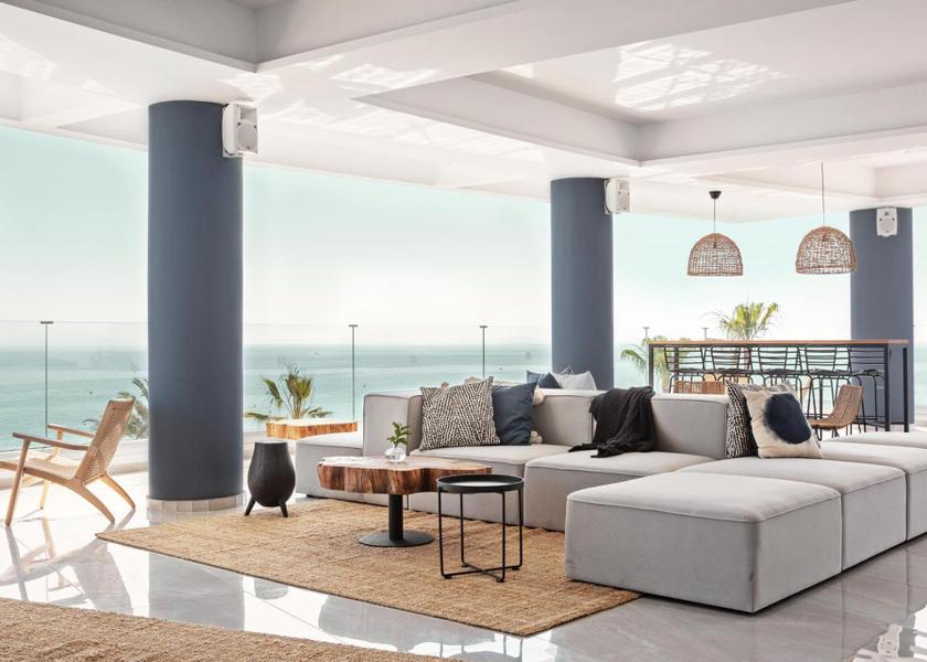 Famagusta Paralimni bar/lounge