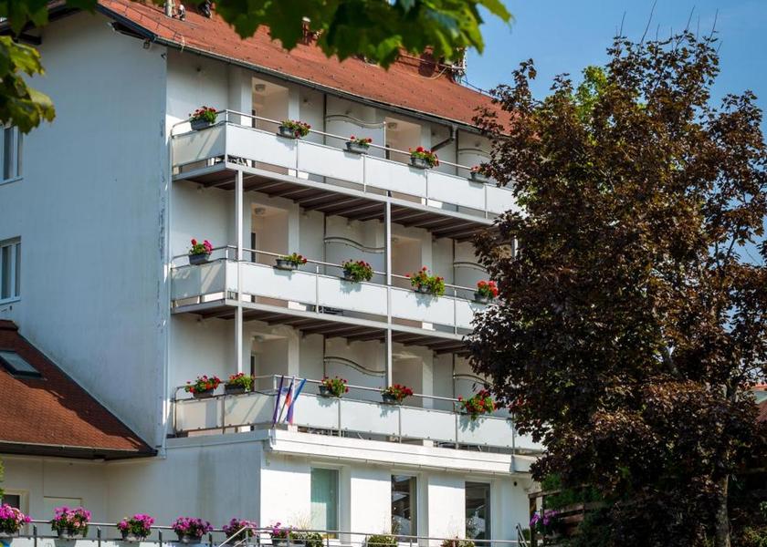  Kranj Exterior view