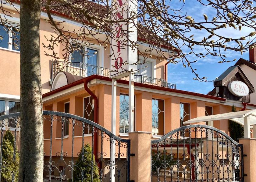  Sarvar exterior view