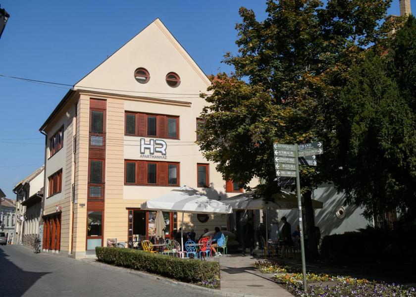  Eger exterior view