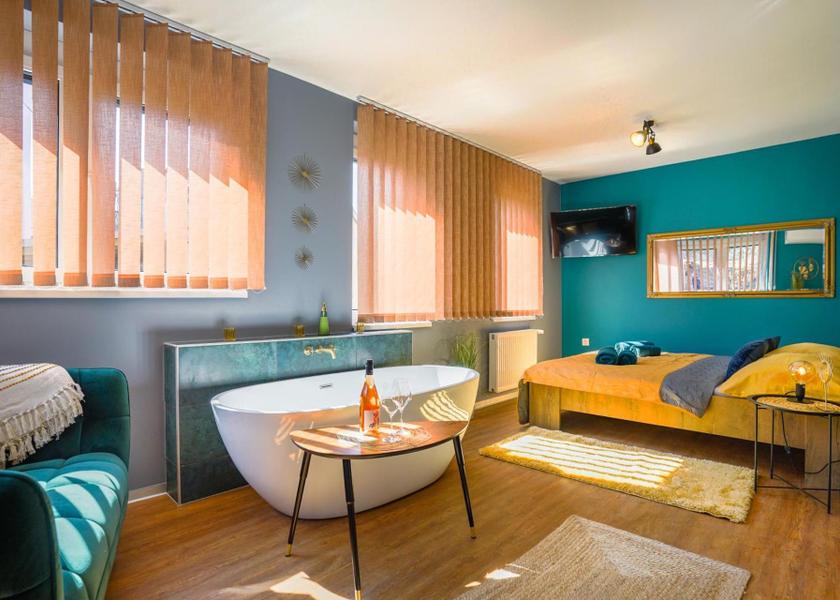  Eger Double Room with Private Bathroom