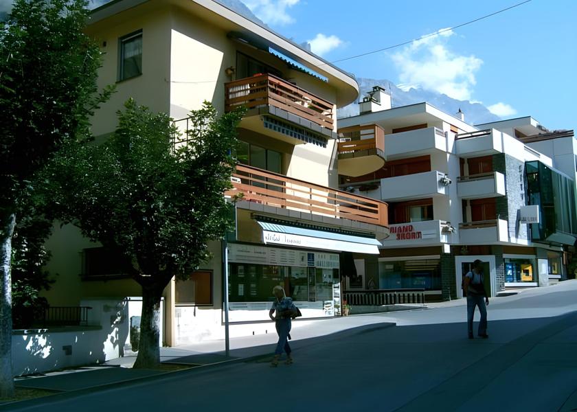 Valais Leukerbad exterior view