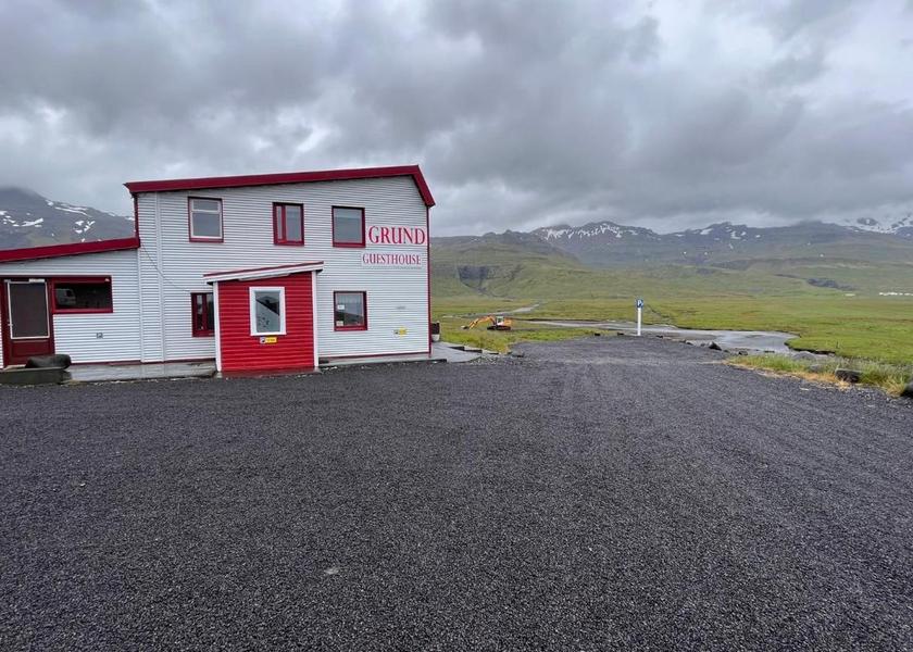  Grundarfjörður entrance