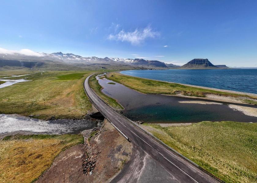  Grundarfjörður exterior view