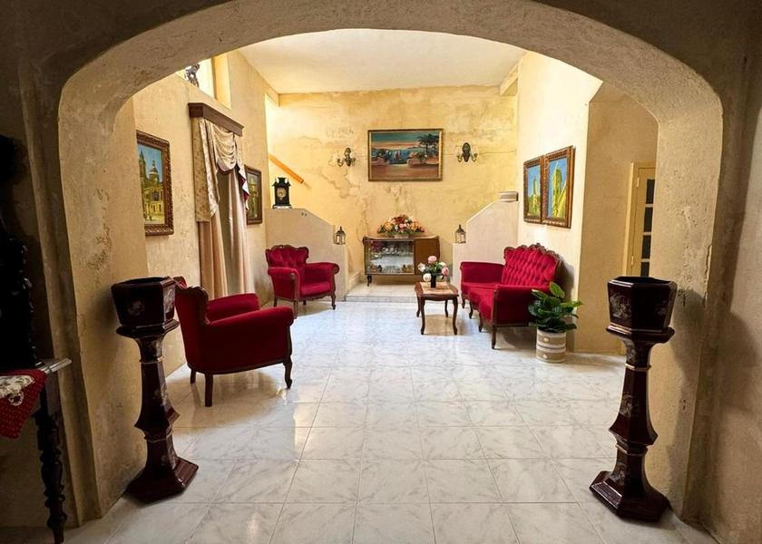  Zebbug (Malta) shared lounge/tv area