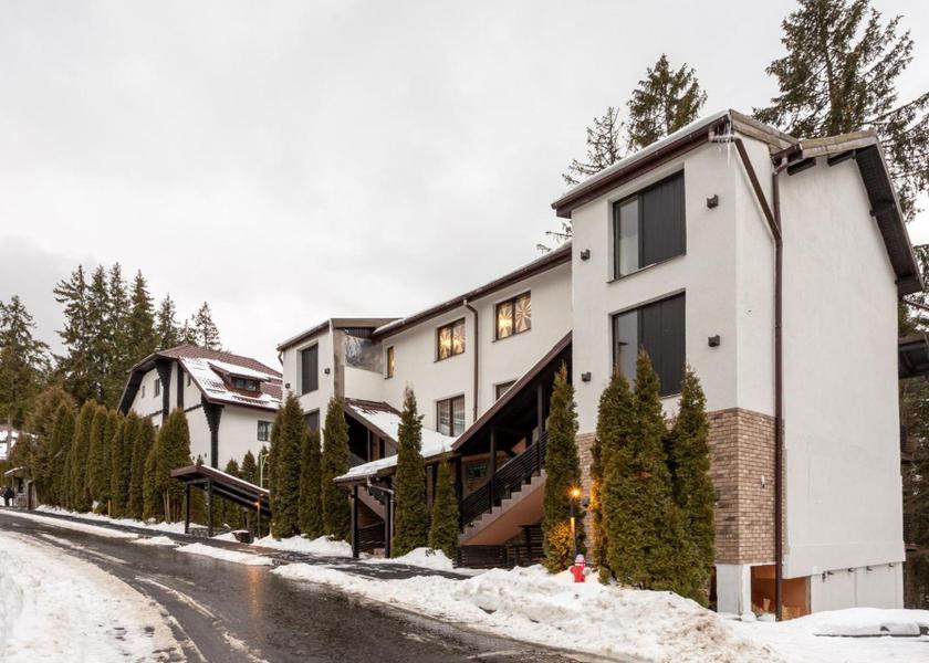  Predeal exterior view