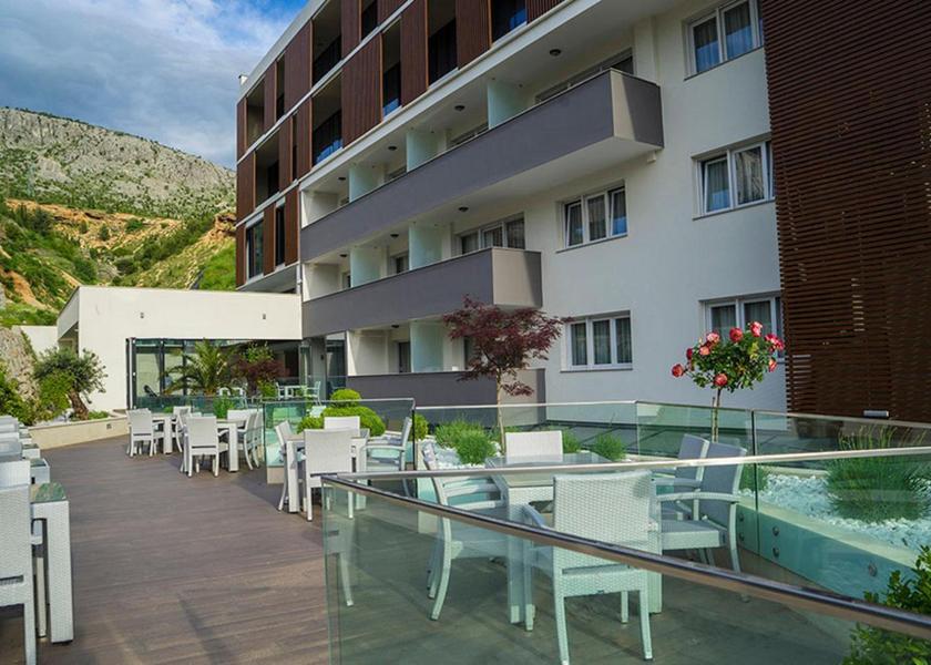 Herzegovina-Neretva Canton Mostar facilities