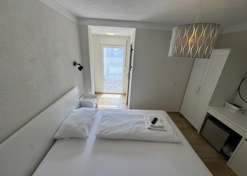 Saxony-Anhalt Braunsbedra Small Double Room
