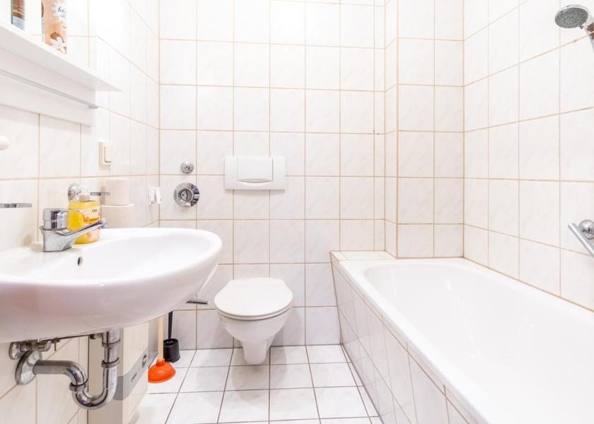 Saxony Chemnitz Two-Bedroom Standard Apartment