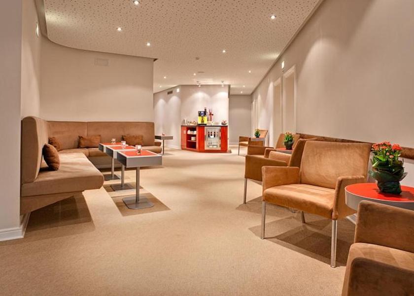 bar/lounge