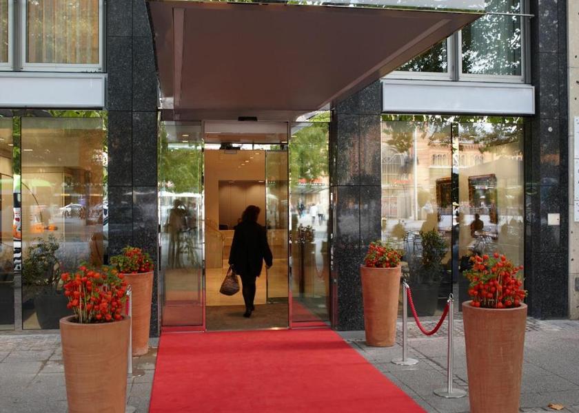 Lower Saxony Hannover entrance