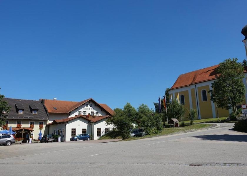 Bavaria Zell exterior view