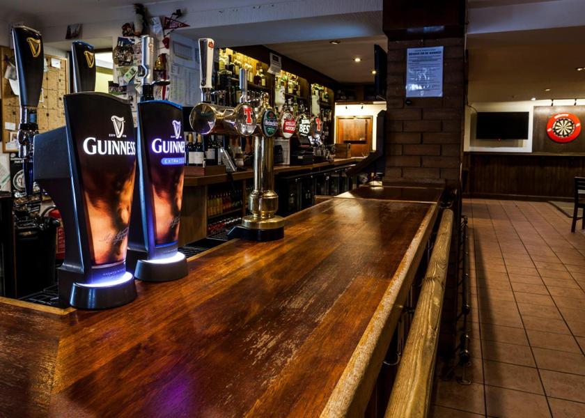 bar/lounge