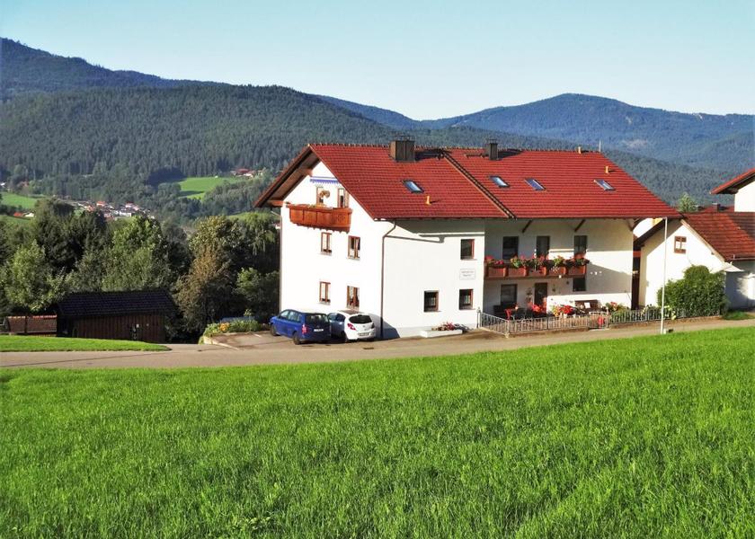 Bavaria Lam exterior view