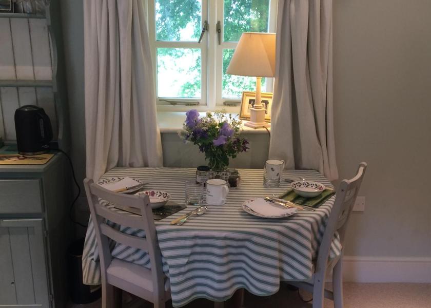 England Daventry Deluxe King Studio