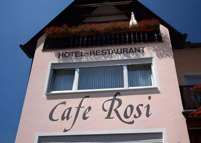 Rhineland-Palatinate Bernkastel-Kues exterior view