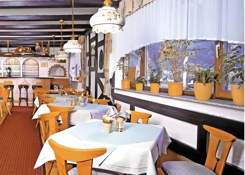 Rhineland-Palatinate Bernkastel-Kues restaurant
