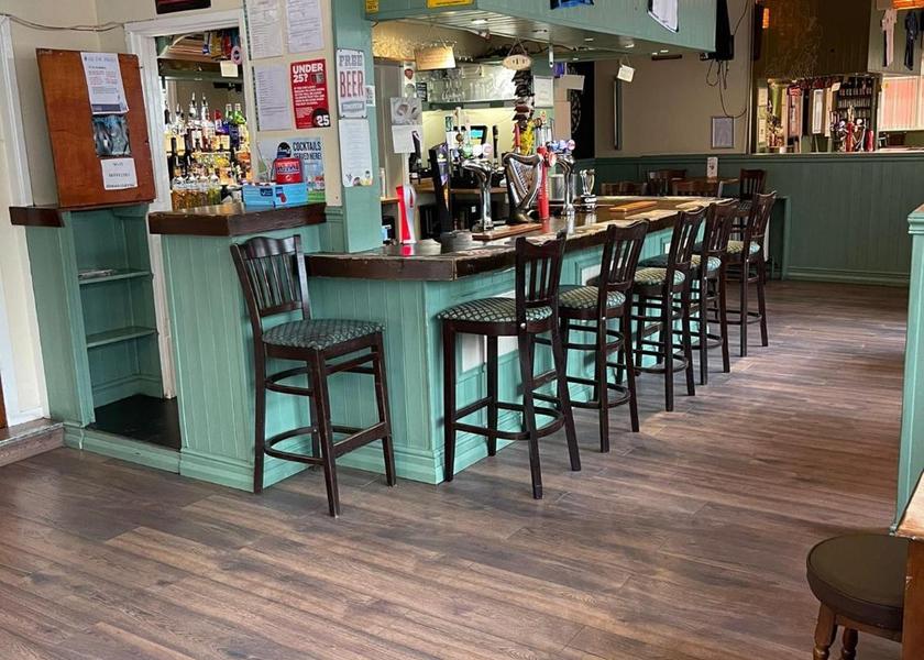 bar/lounge