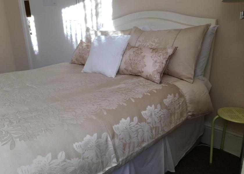 England Southend-on-Sea guestroom