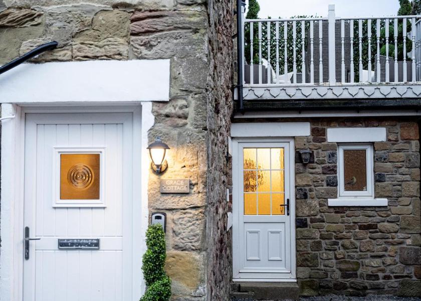 England Seahouses exterior view