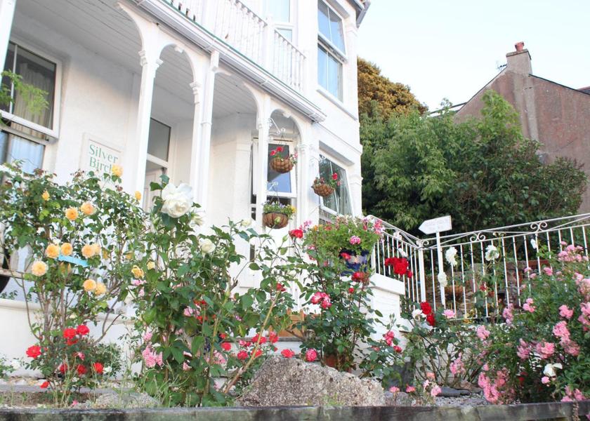 England Looe facilities