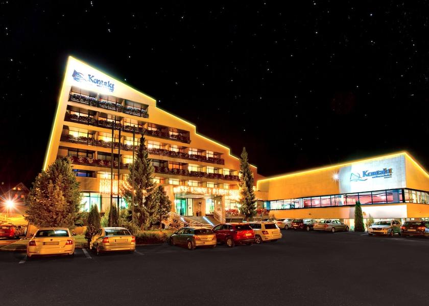 Prešov Region Stara Lesna Front of property - evening/night