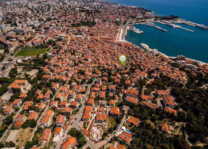 Split-Dalmatia Split exterior view